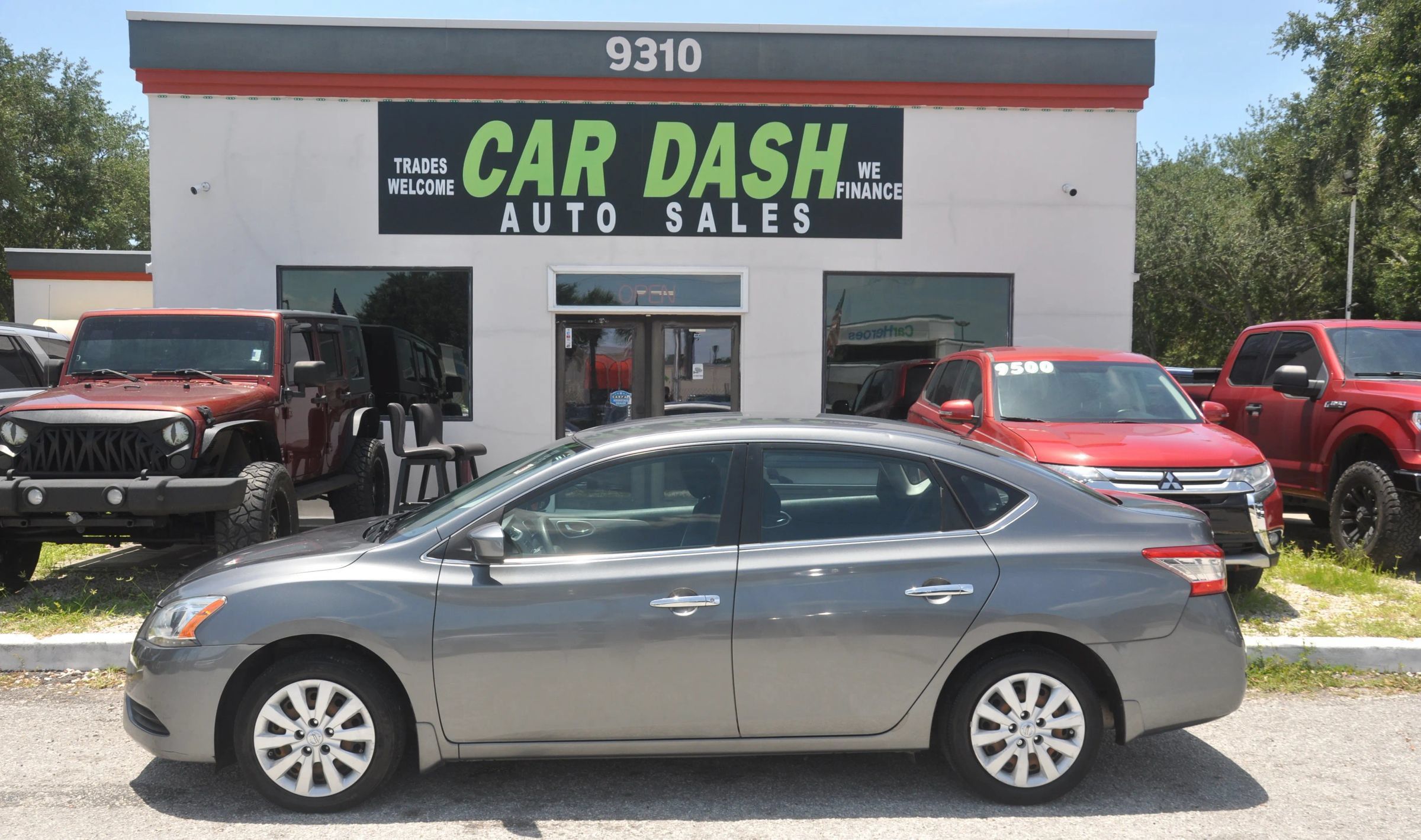 Used 2015 Nissan Sentra SV FWD image 5