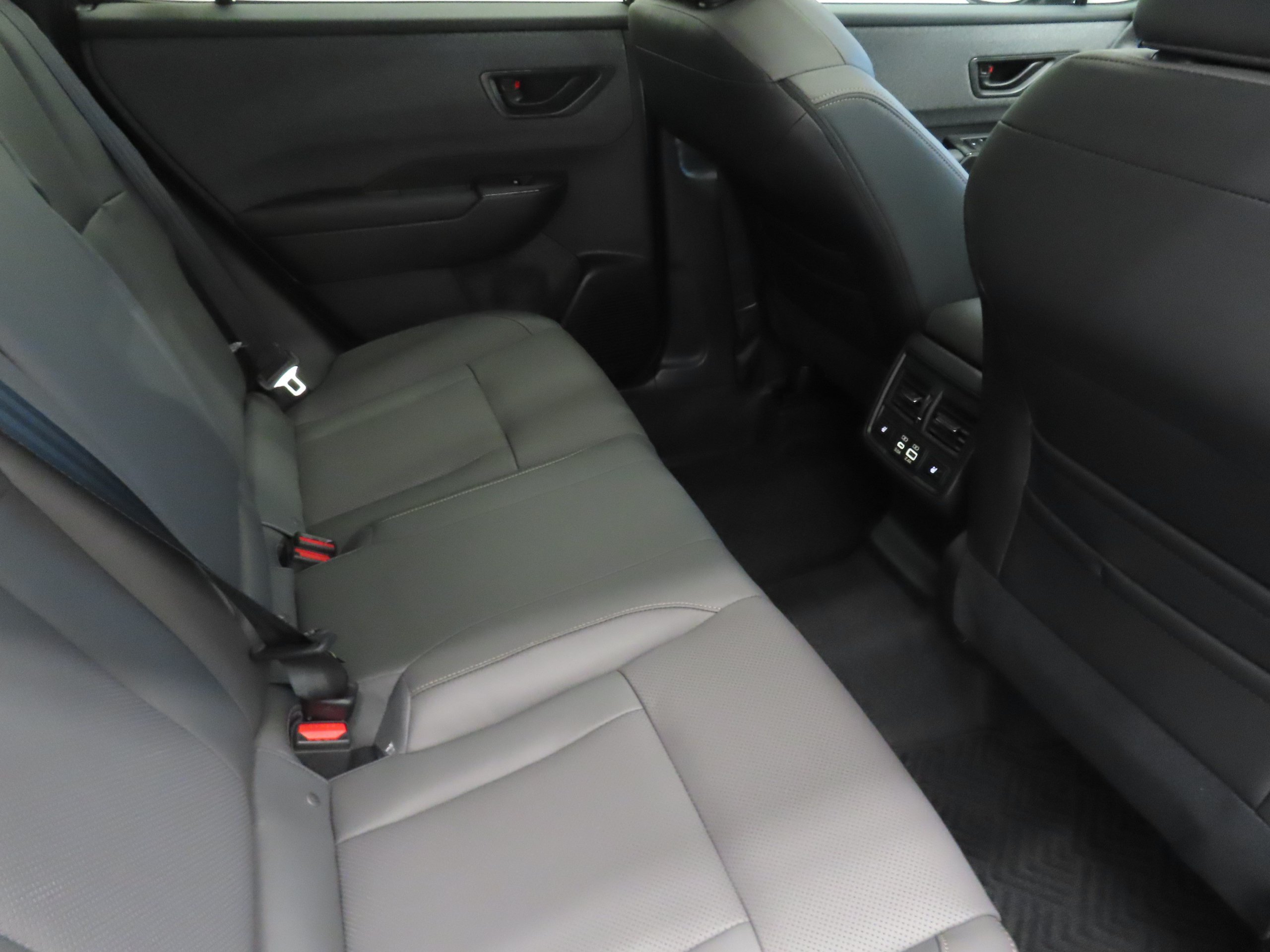 New 2026 Subaru Outback Limited XT AWD/4WD image 23