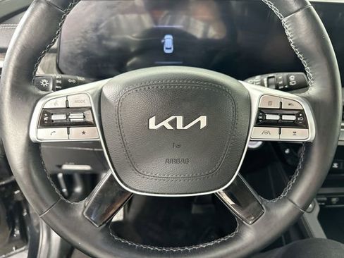 Used 2023 Kia Telluride EX w/ EX Captain's Chair Package AWD/4WD image 22