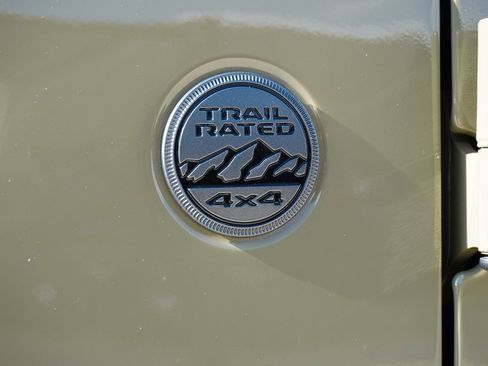 Used 2025 Jeep Wrangler Willys image 8