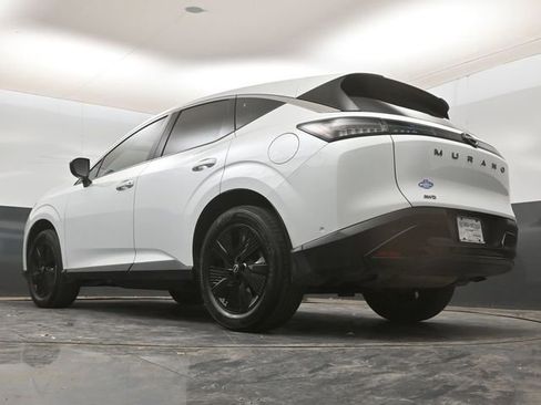 Certified 2025 Nissan Murano SV image 18