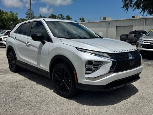 Used 2025 Mitsubishi Eclipse Cross LE AWD/4WD image 7