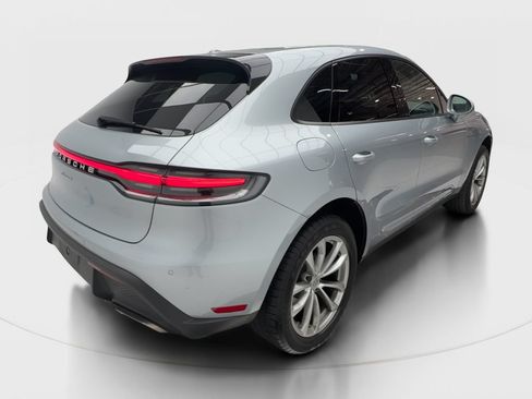 Used 2024 Porsche Macan AWD/4WD image 6