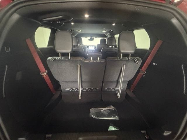 New 2027 Chrysler Pacifica Select AWD/4WD image 9