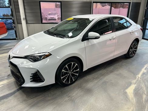 Used 2017 Toyota Corolla SE w/ Carpet Mat Package (TMS) image 34