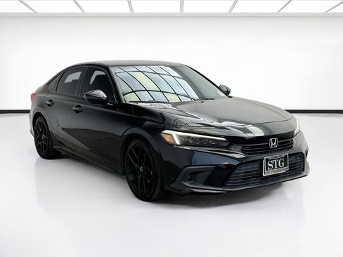 Used 2022 Honda Civic Sport image 3