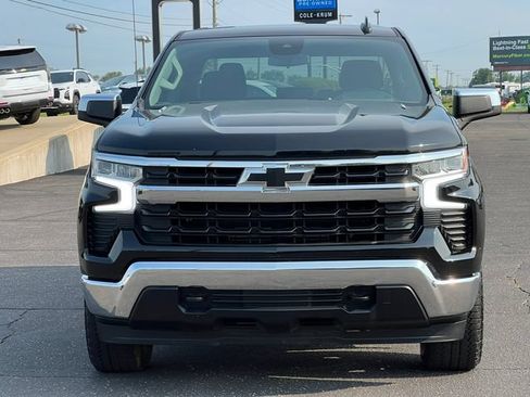 Used 2024 Chevrolet Silverado 1500 LT AWD/4WD image 42