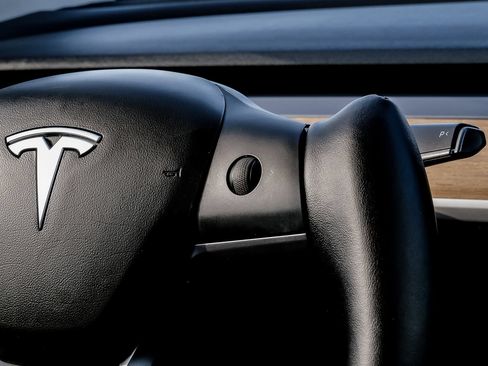 Used 2019 Tesla Model 3 Standard Range Plus RWD image 16