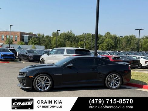 Used 2014 Chevrolet Camaro ZL1 RWD image 4