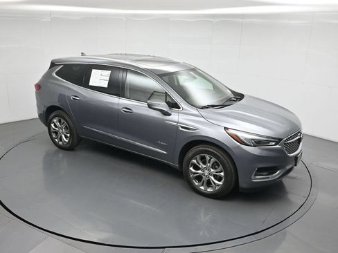 Used 2020 Buick Enclave Avenir w/ Avenir Technology Package FWD image 39