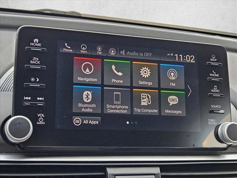 Used 2018 Honda Accord Touring image 14