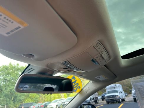 Used 2017 Mercedes-Benz C 300 4MATIC Coupe image 31