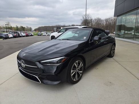 Used 2025 Mercedes-Benz CLE 300 4MATIC Cabriolet image 7