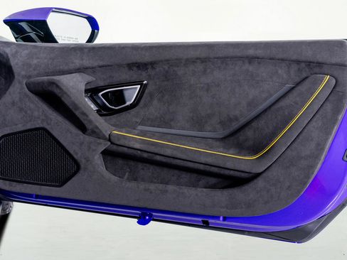 Used 2024 Lamborghini Huracan Sterrato image 54