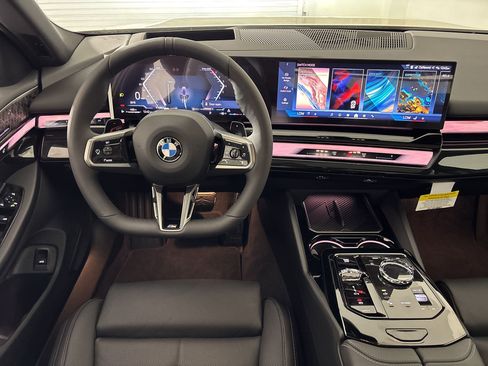 New 2026 BMW 540i xDrive w/ Executive Package AWD/4WD image 30