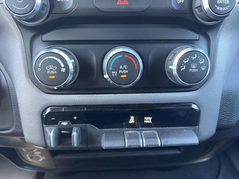 Used 2024 RAM 2500 Big Horn w/ Bed Utility Group AWD/4WD image 19