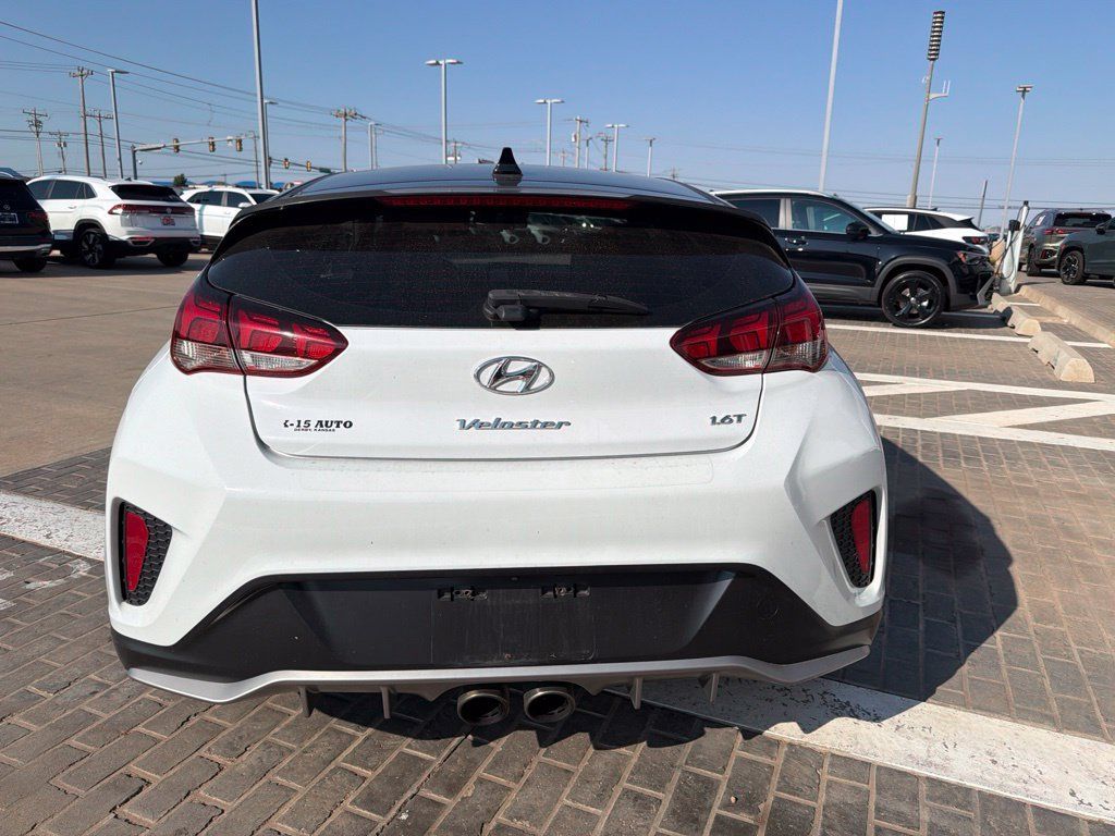 Used 2019 Hyundai Veloster Turbo Ultimate FWD image 6