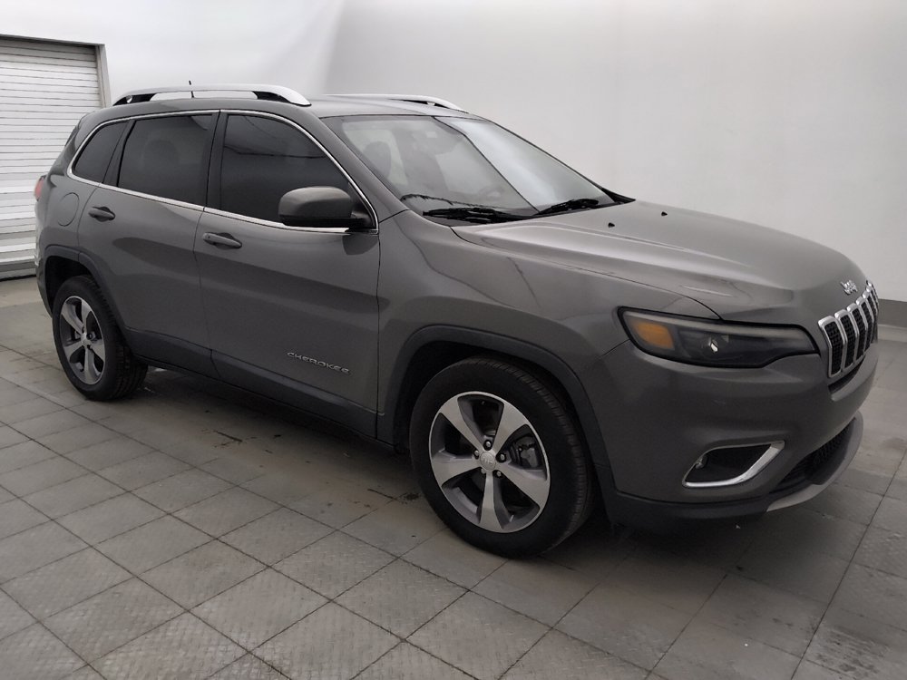 Used 2019 Jeep Cherokee Limited FWD image 11