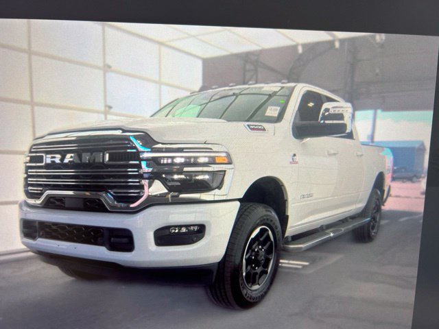 Used 2026 RAM 3500 Laramie AWD/4WD image 15