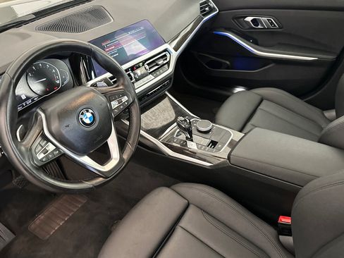 Used 2021 BMW 330i Sedan w/ Convenience Package RWD image 9