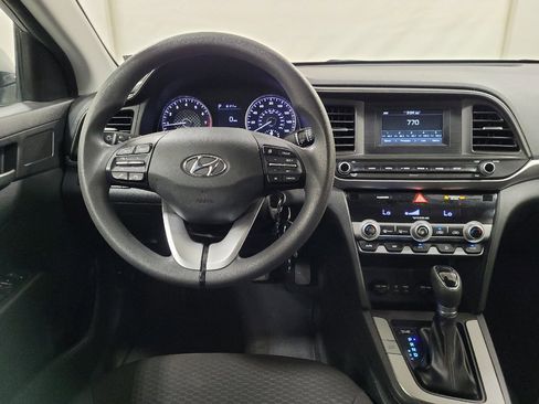 Used 2020 Hyundai Elantra SE w/ Cargo Package (C1) FWD image 22