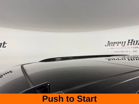 Used 2023 Chevrolet Tahoe Z71 w/ Luxury Package image 13