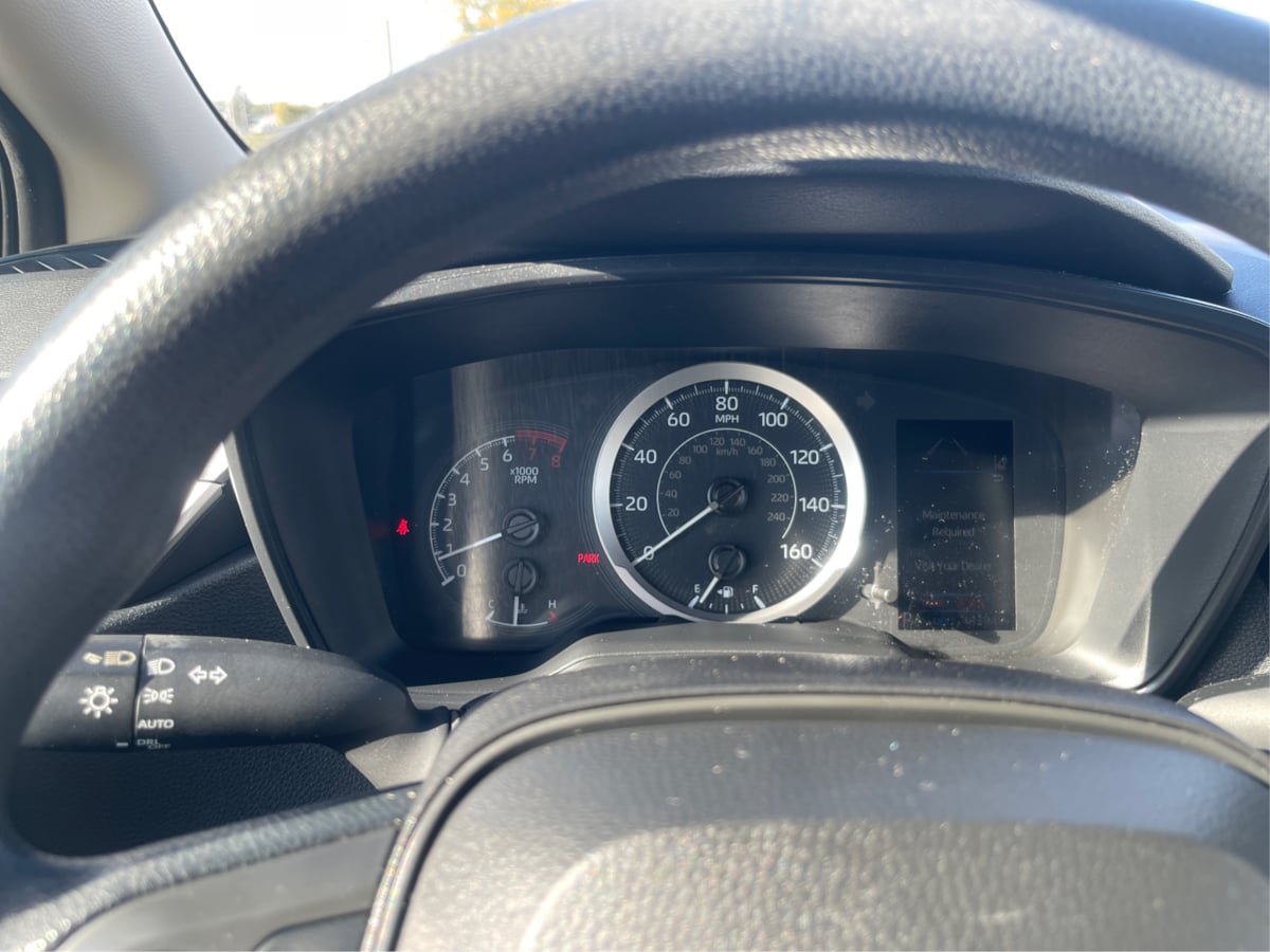 Used 2022 Toyota Corolla LE FWD image 15