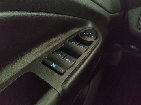 Used 2019 Ford Escape S FWD image 27