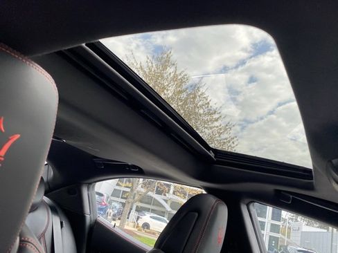 New 2024 Maserati Ghibli Modena image 42