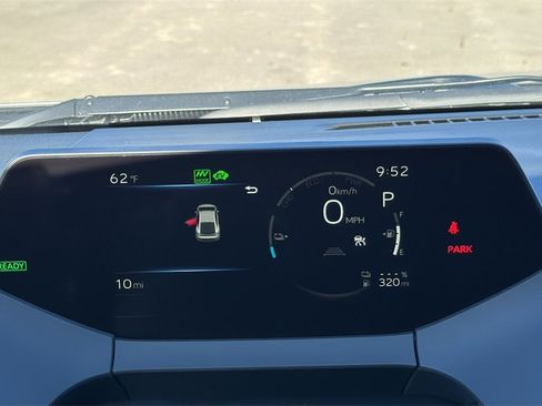 New 2026 Toyota Prius Plug-In Hybrid image 25