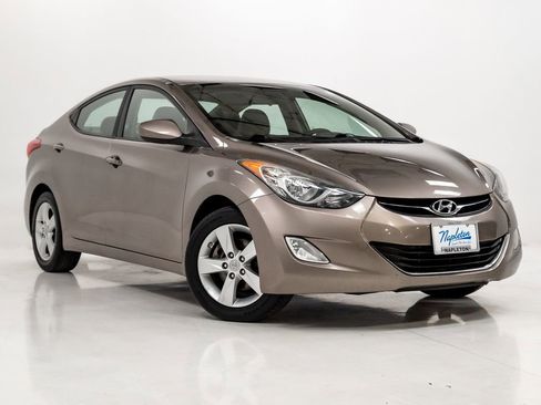 Used 2012 Hyundai Elantra GLS w/ Preferred Pkg 3 image 5