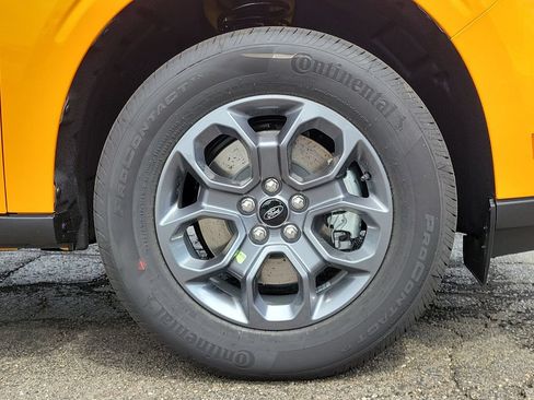 New 2026 Ford Maverick XLT w/ XLT Luxury Package AWD/4WD image 9