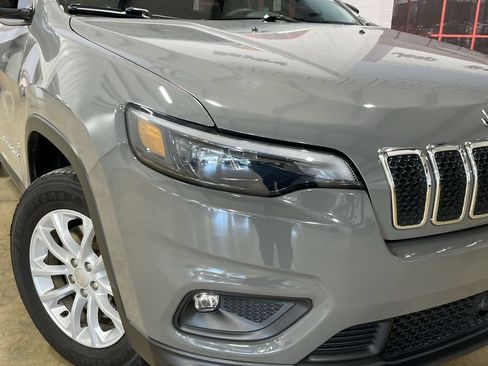Used 2022 Jeep Cherokee Latitude Lux w/ Sun & Sound Group AWD/4WD image 10