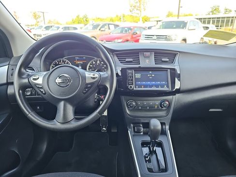Used 2019 Nissan Sentra S w/ Appearance Package FWD image 12