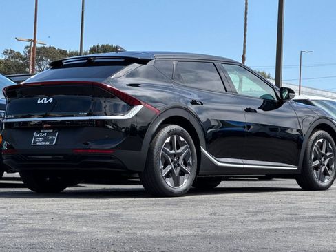 New 2025 Kia EV6 Light image 4