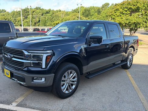 Used 2025 Ford F150 King Ranch AWD/4WD image 32