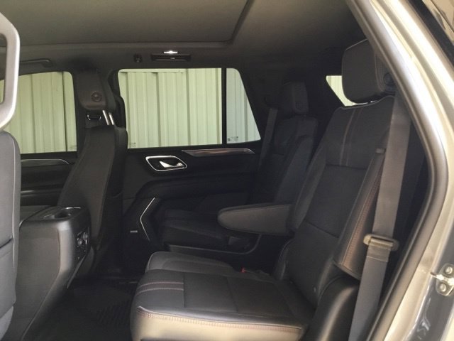 Used 2022 Chevrolet Tahoe RST w/ Luxury Package AWD/4WD image 35
