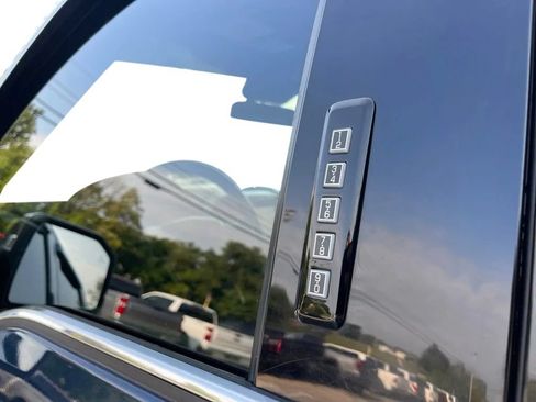 Used 2020 Ford F150 King Ranch w/ Equipment Group 601A Luxury AWD/4WD image 13