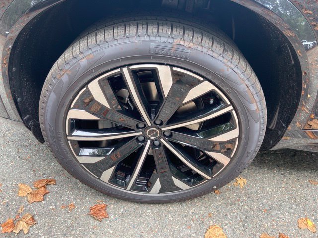 New 2026 Volvo XC90 B5 Ultra AWD/4WD image 9