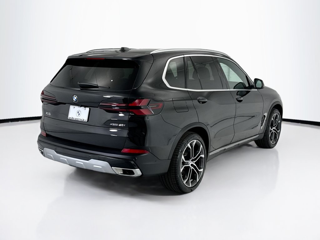 Certified 2026 BMW X5 xDrive40i AWD/4WD image 5