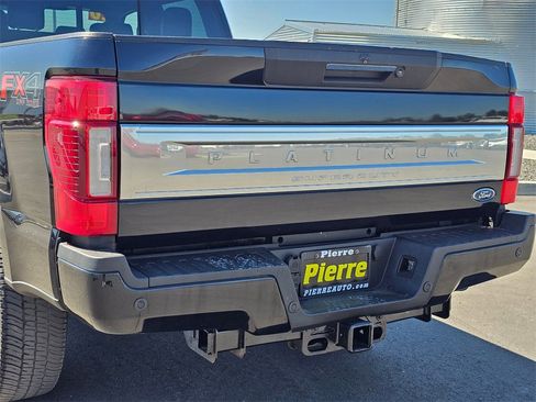 Used 2020 Ford F350 Platinum w/ FX4 Off-Road Package image 7
