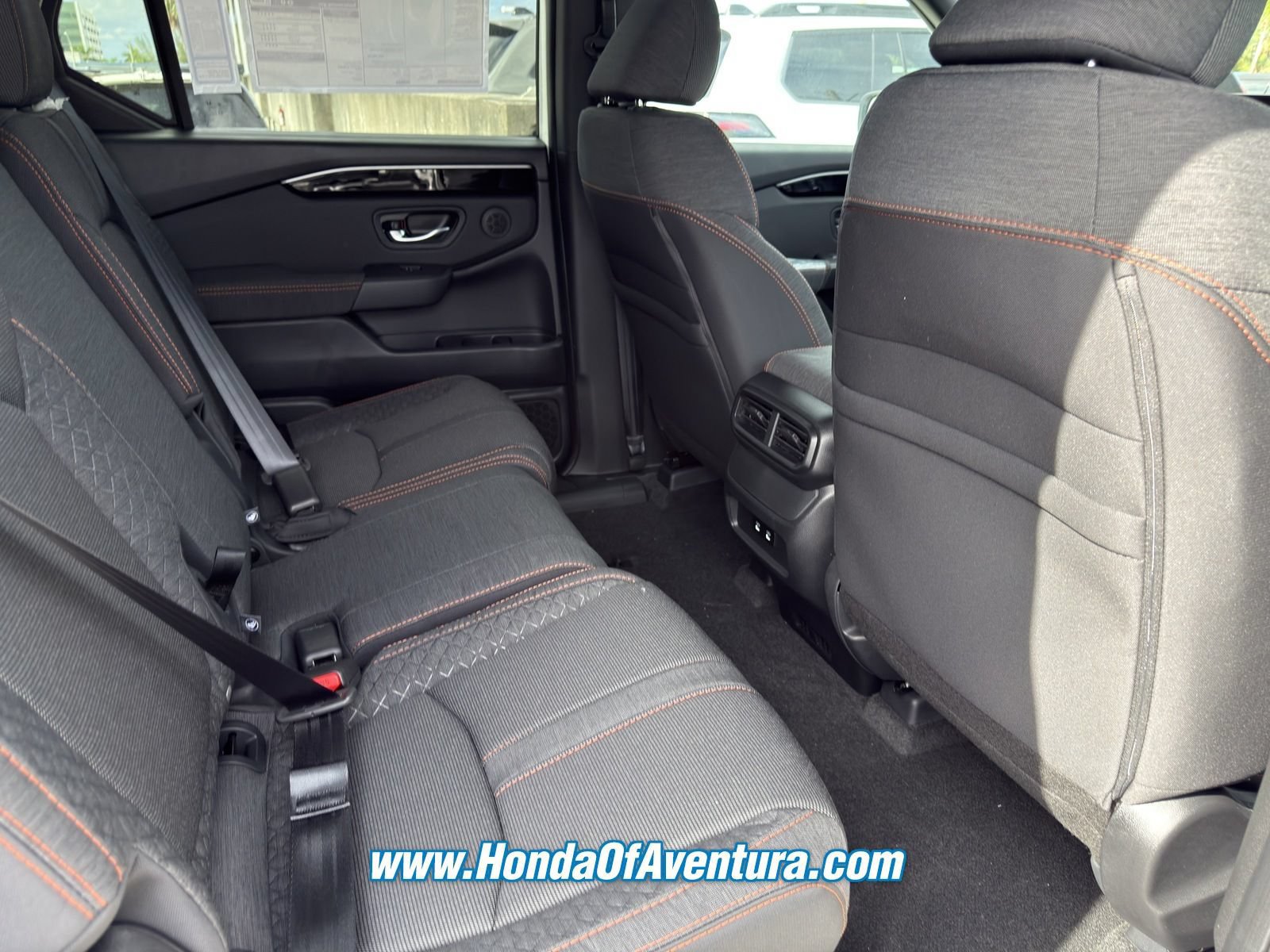 New 2026 Honda Pilot Sport image 9