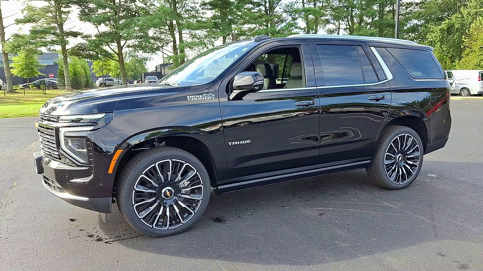 New 2026 Chevrolet Tahoe High Country AWD/4WD image 7