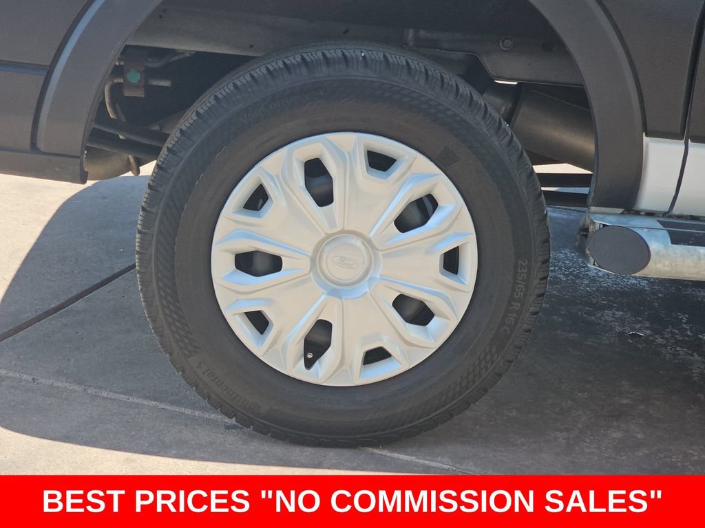 Used 2025 Ford Transit 250 Low Roof w/ Exterior Upgrade Package RWD image 36