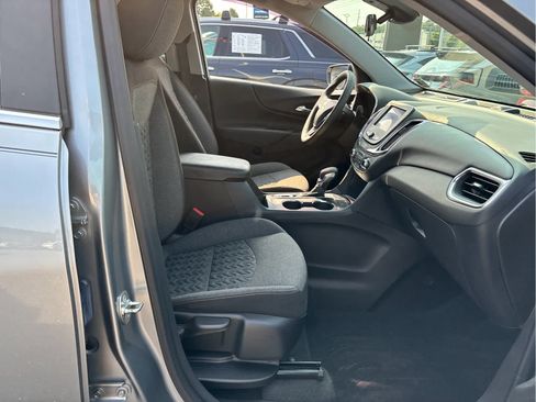 Certified 2024 Chevrolet Equinox LT AWD/4WD image 18