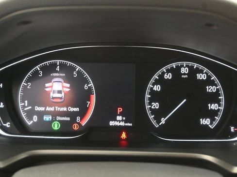 Used 2018 Honda Accord Touring image 14