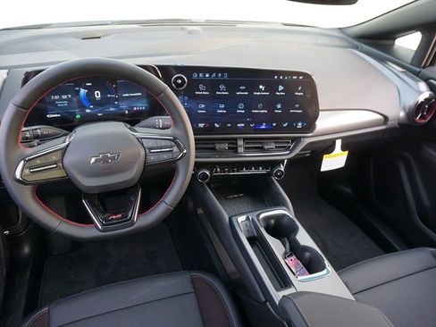New 2026 Chevrolet Equinox EV RS FWD image 13