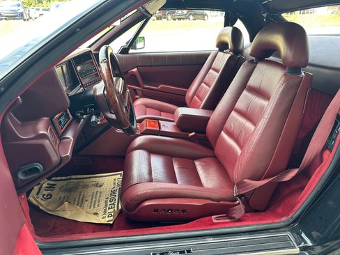 Used 1991 Cadillac Allante image 9