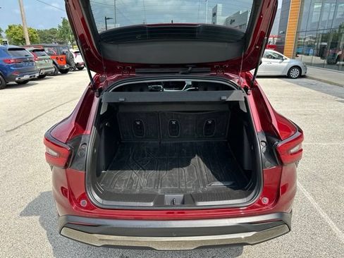 Used 2024 Chevrolet Trax ACTIV w/ Sunroof Package FWD image 14