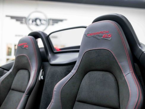 Used 2025 Porsche 718 Boxster Spyder RS RWD image 54